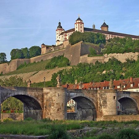 Central City Apartment - Direct View Of Main And Fortress Würzburg Exteriör bild